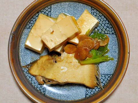 カレイと豆腐の煮付け